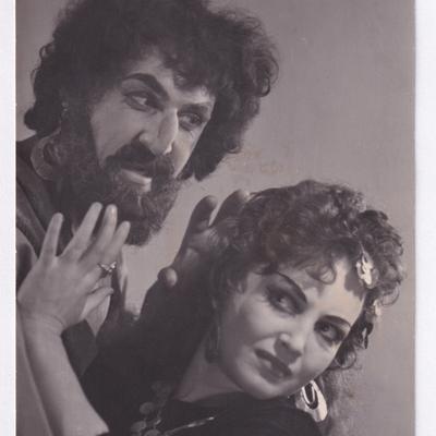 І. Жилінський – Апраш, Р. Теплова – Аза у виставі «Циганка Аза», 1961 рік