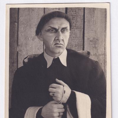 Отець Стефан – І. Жилінський у виставі «Тарас Бульба», 1954 рік