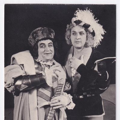 Ігор Жилінський в ролі Паріса, Володимир Петрухін в ролі Монтескі, вистава «Ромео і Джульєта», 1966 рік.