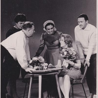 Зустріч з артисткою Л. Орловою. І. Жилінський стоїть ліворуч, Красноярськ, 1960-ті рр.