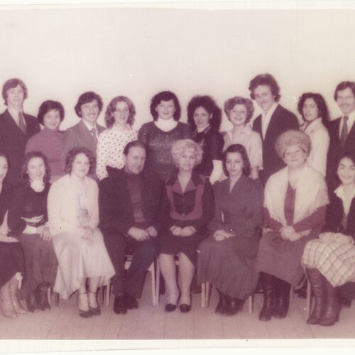 Чернівці 1990 року, грудень. Культосвітнє училище. І. Жилінський сидить посередині