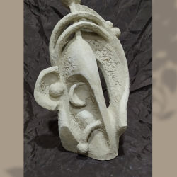 17. Скульптурна композиція «Гайдамака», теракот, h 31 см